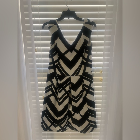 Tiana B. Dresses & Skirts - Tiana B. Dress